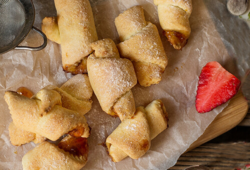 Croissant fraises et cr&egrave;me rapide