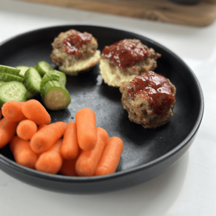 mini pains de viande au porc et fromage fondu